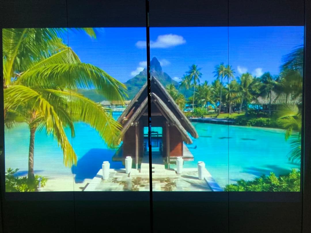 薄型軽量！EPSON EB-1776W 使用頻度の少ない最良品