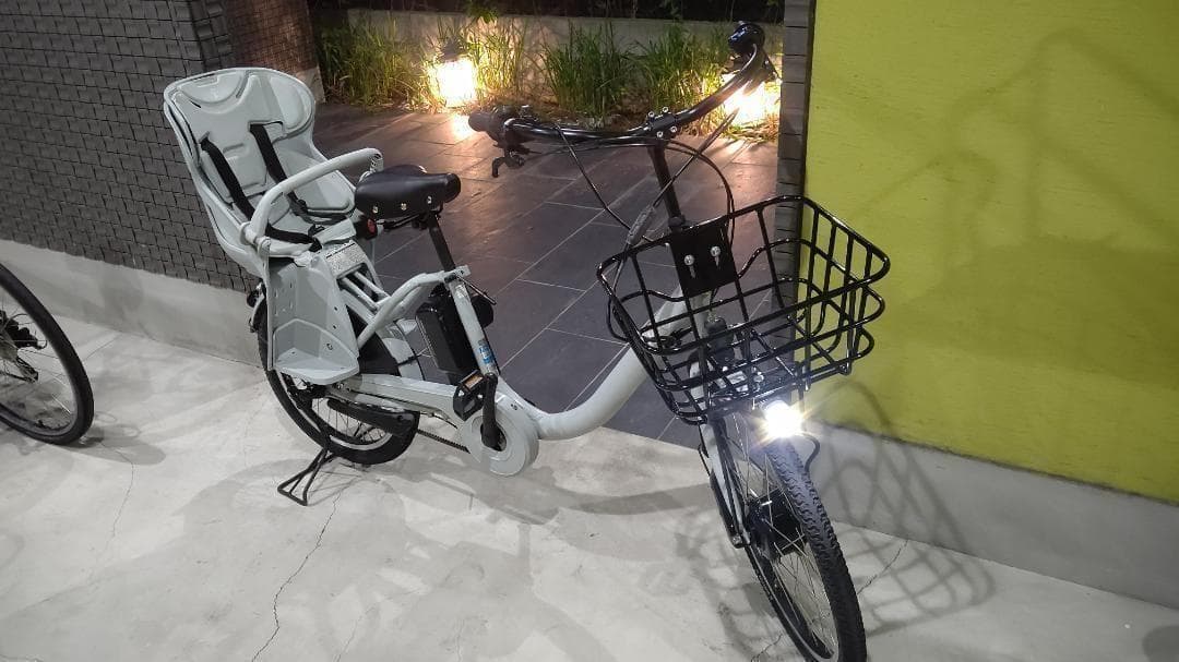 BIKKE　MOB　dd　回生充電機能付　電動自転車　シートクッション新品