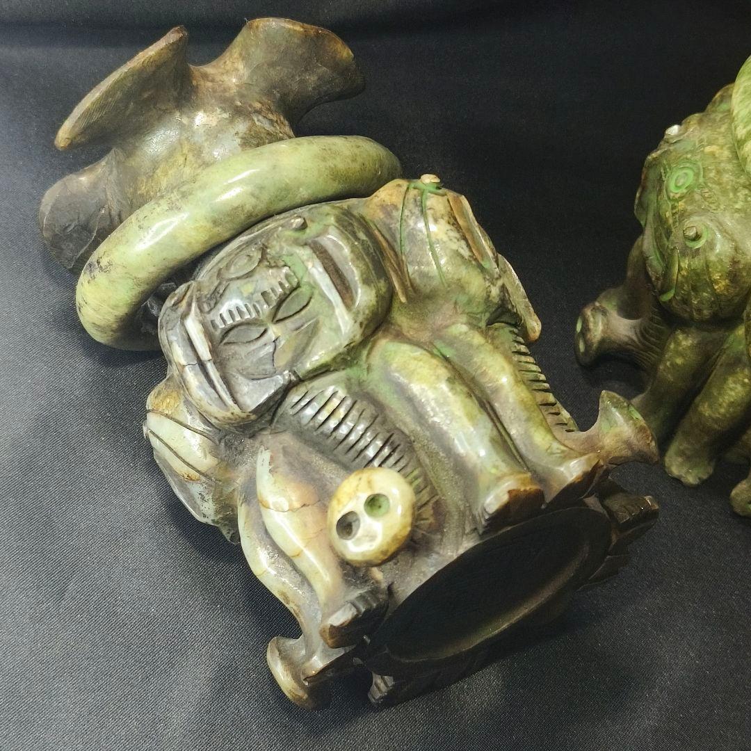 中国骨董 玉香炉一対 天然石 遊環 四面神獣立像 手彫り 作家物 風水 古美術品