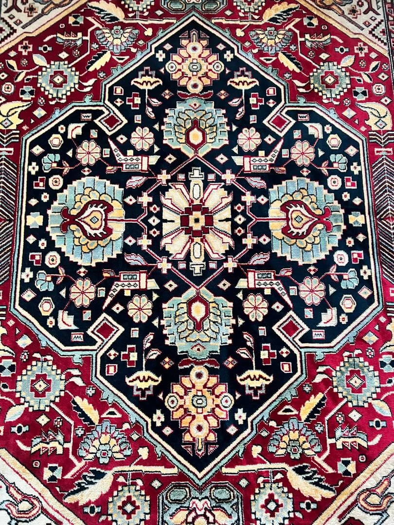 オリエンタルデザインのラグ 丸栄百貨店購入 6月20日まで