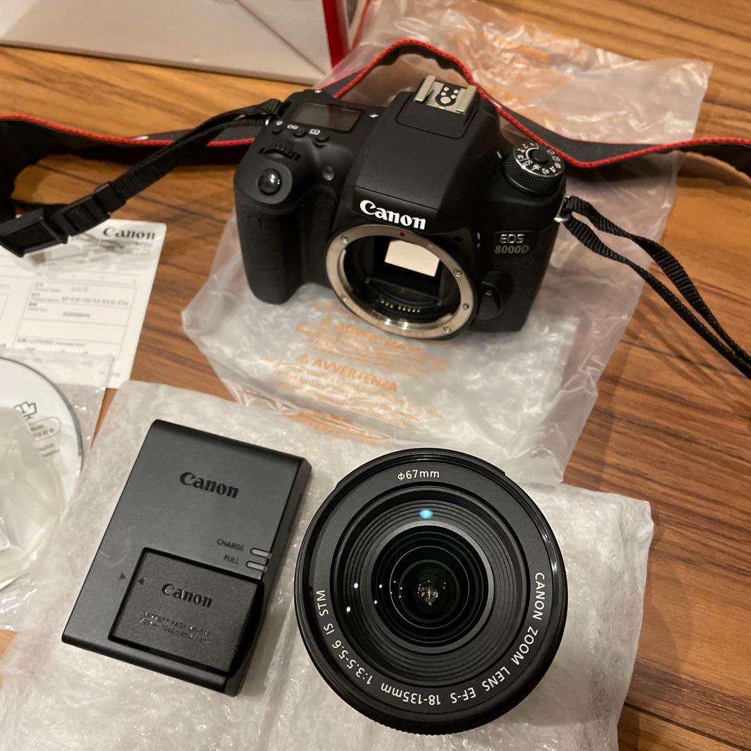 Canon EOS 8000D デジタル一眼レフ　極美品