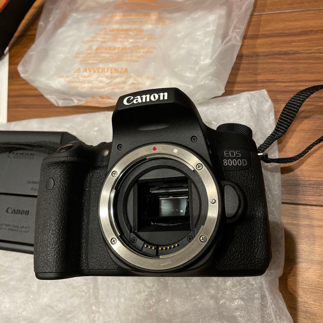 Canon EOS 8000D デジタル一眼レフ　極美品