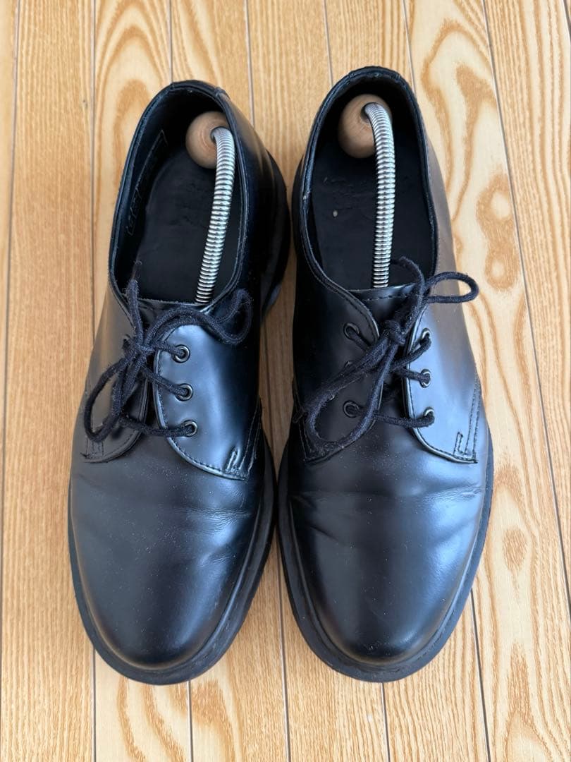 ドクターマーチン 3ホール UK8 ブラックシューズ