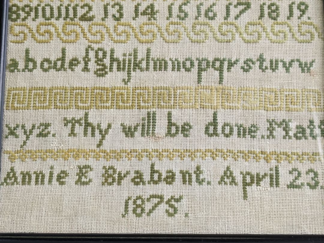 イギリス アンティーク 19世紀 1875年 刺繍サンプラー ヴィンテージ刺繍