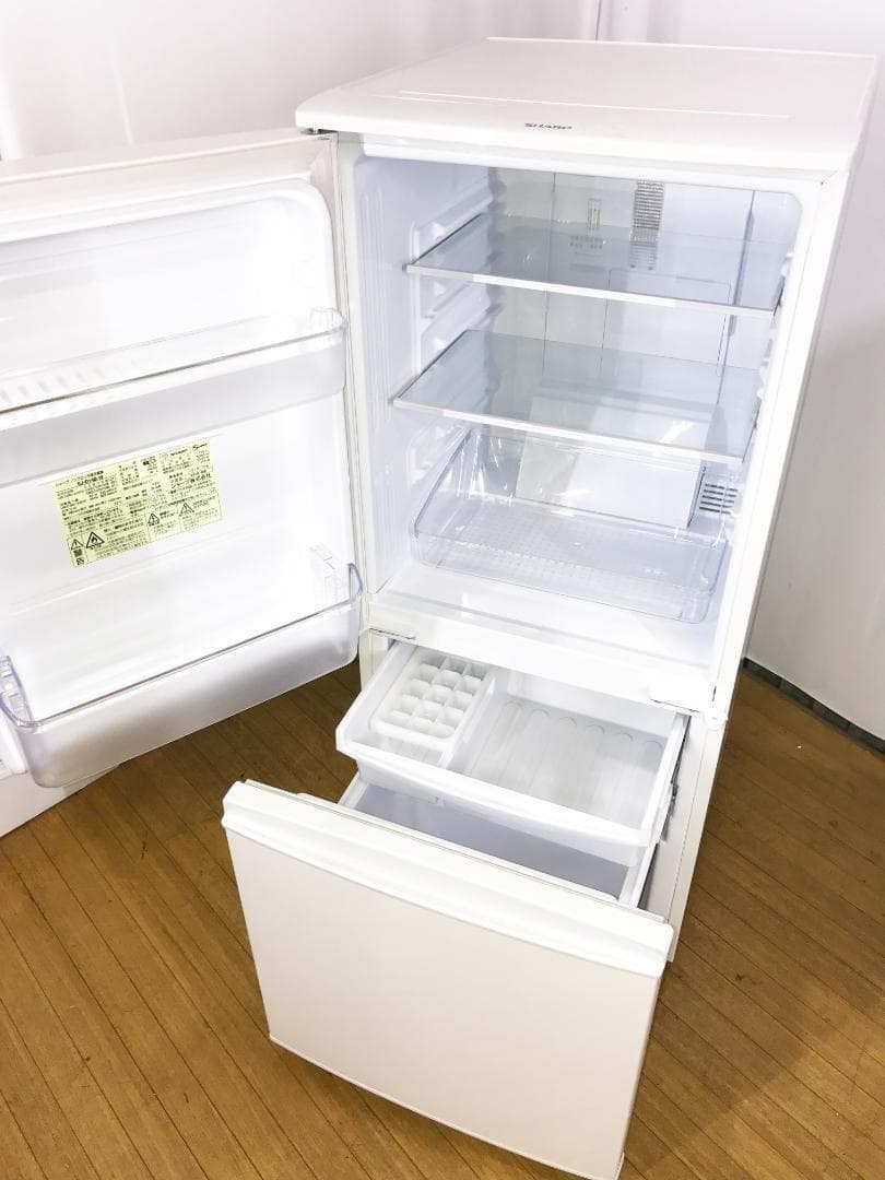 ♦2015年製♦SHARP137L冷蔵庫【♦SJ-D14A-W】♦︎♦︎♦︎♦︎