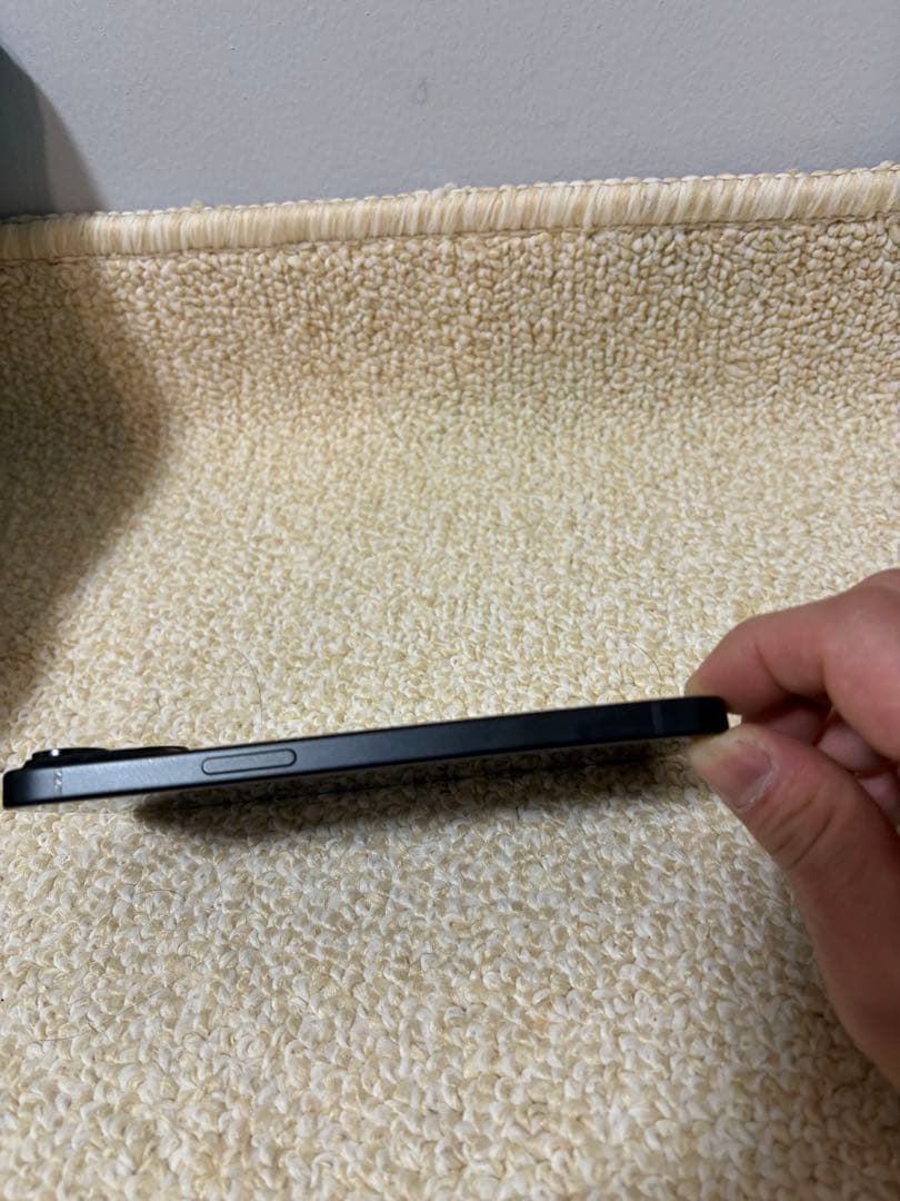 Apple iPhone 15 本体　256GB