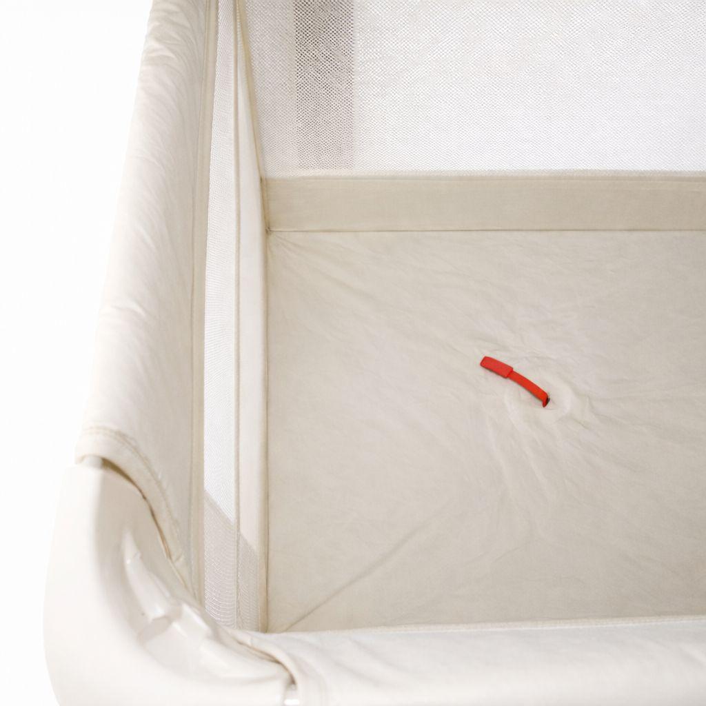 美品 Aprica アップリカ ココネルエアー　ベビーベッド　折りたたみ