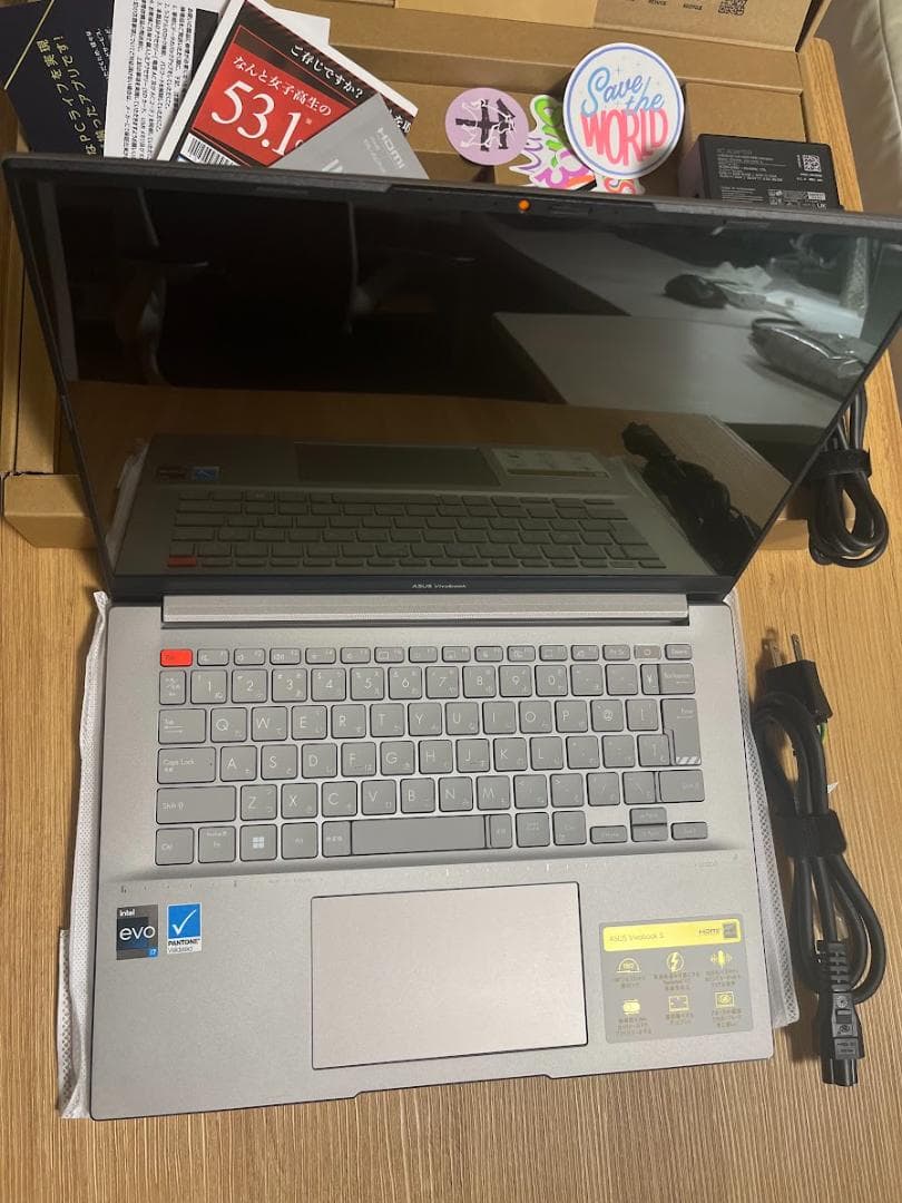 ASUS ノートパソコンVivobook S 14X OLED S5402ZA