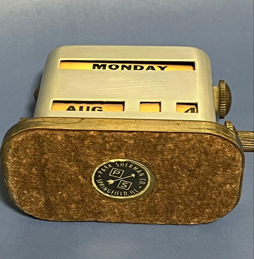 【美品】ヴィンテージ　コンパクト万年カレンダー