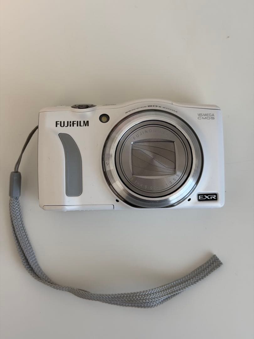 FUJIFILM FinePix F770EXR ホワイト