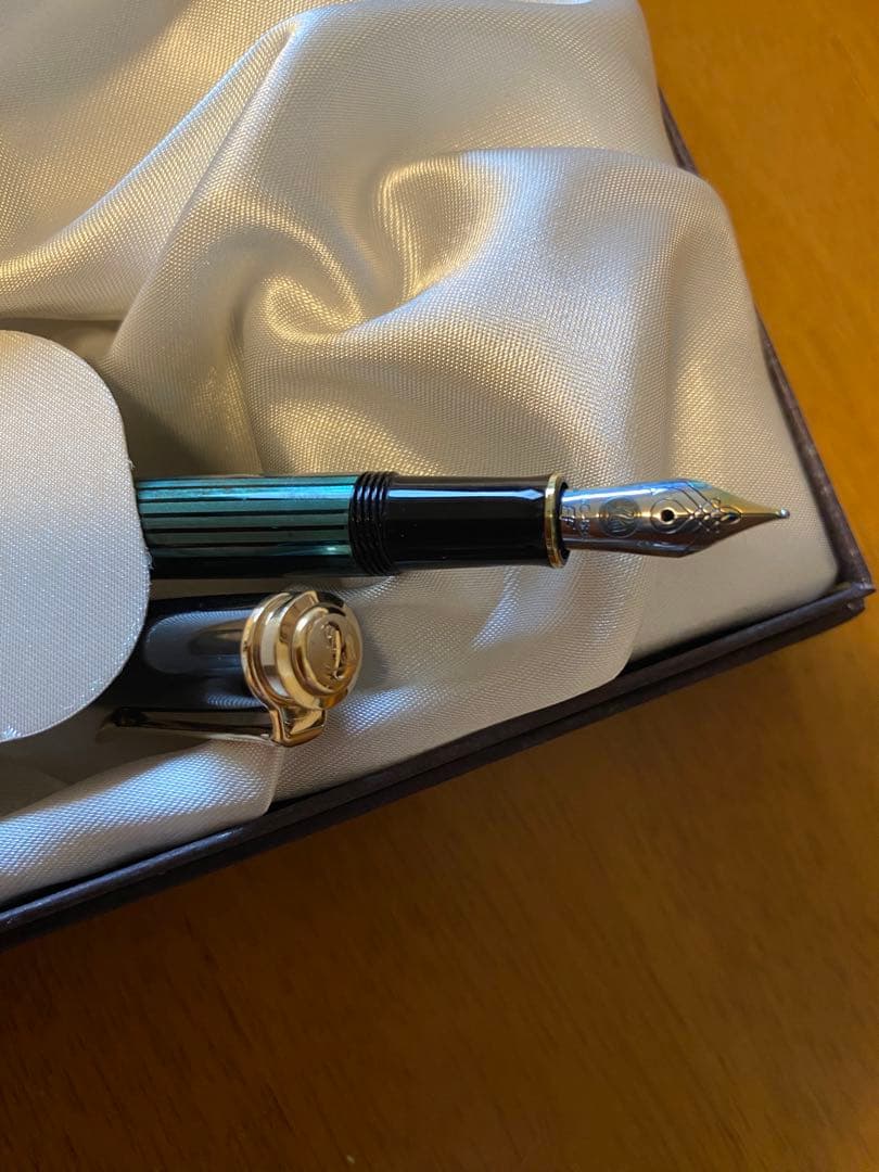 【希少　廃番】 Pelikan（ペリカン）万年筆 スーベレーン M300 緑縞