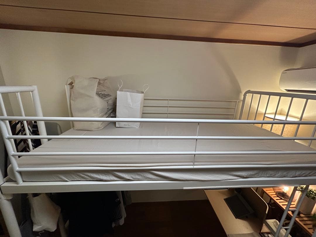 【美品】デスク付き　ロフトベッド　高さ180cmロータイプ★ホワイト