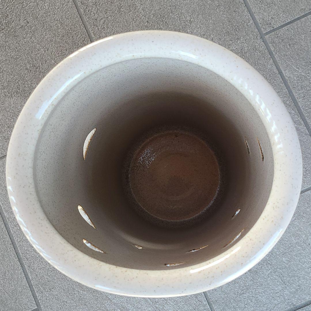 信楽焼 傘立て ぶどう彫 高さ４７cm