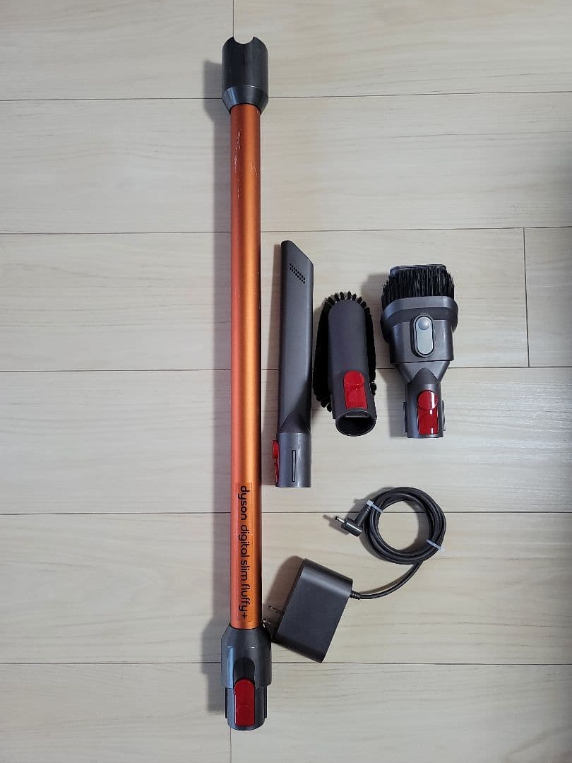 ダイソン Dyson sv18 サイクロン式 コードレス掃除機