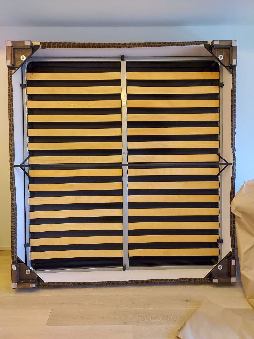 FENDI CASA フェンディカーサ ズッカ柄 キングサイズ ベッド