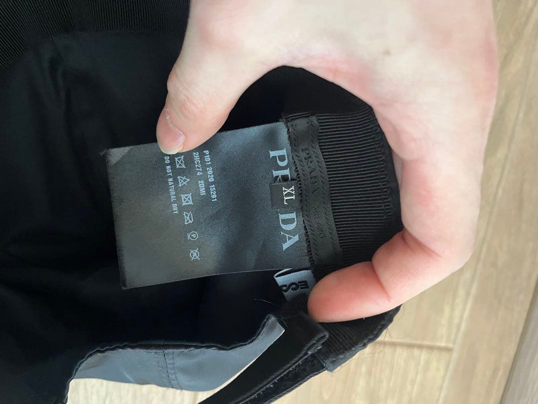 PRADAナイロンベースボールキャップ(サイズXL)