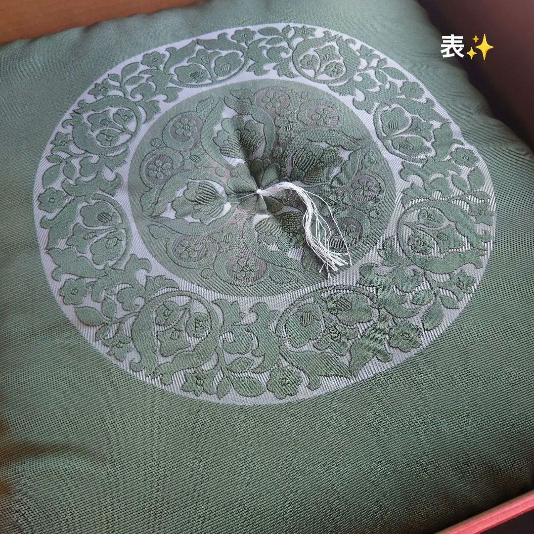 高級✨お座布団✨５枚セット×２箱あります