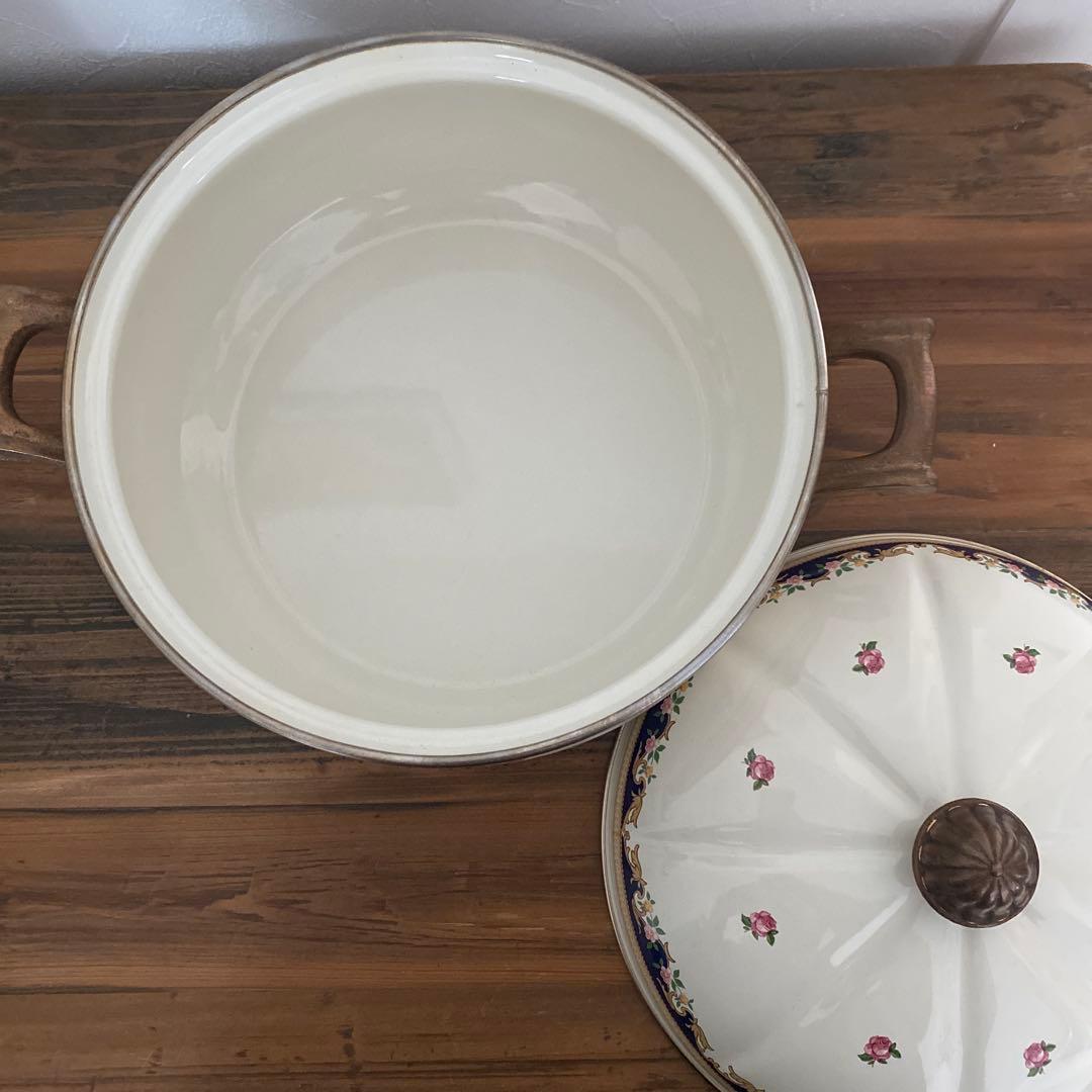 ラ*ネ様 希少　西ドイツ製　ASTA（Fissler)ホーロー両手鍋　バラ柄　ヴ