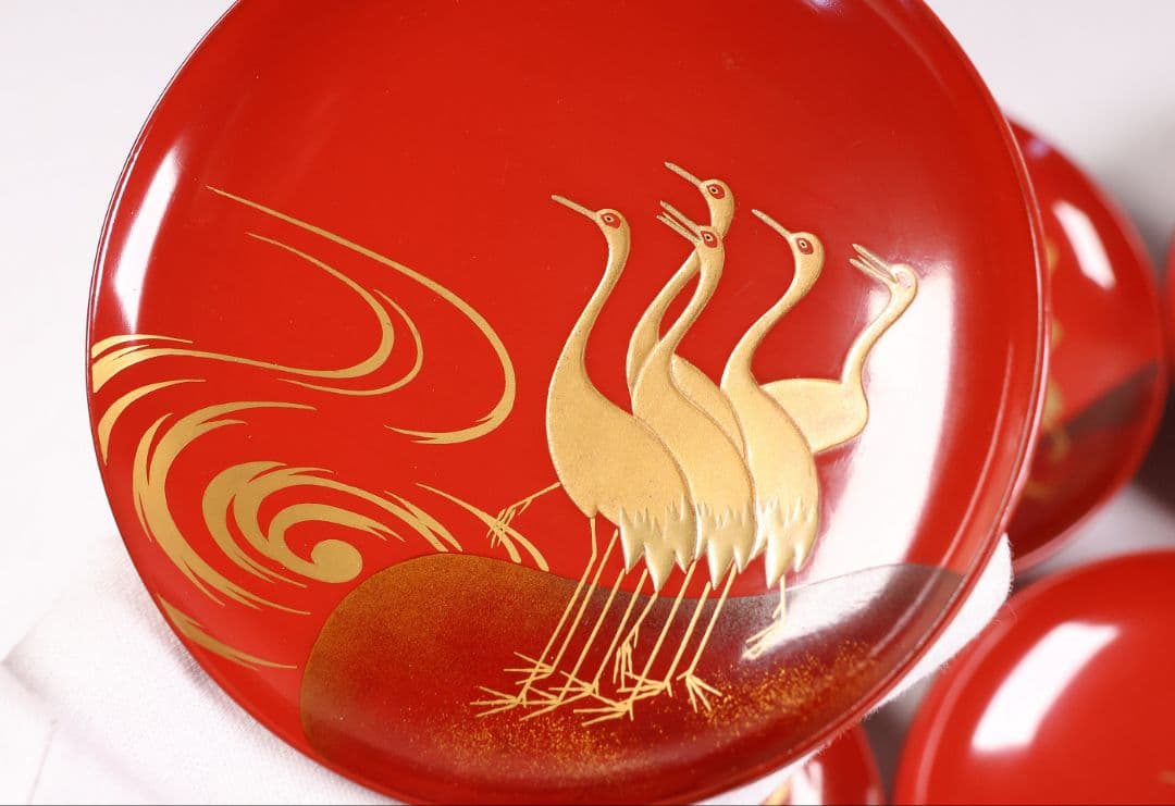 【CM373】時代木製漆器 光琳写 金蒔絵 群鶴図 朱塗 引盃 五客 小皿 杯