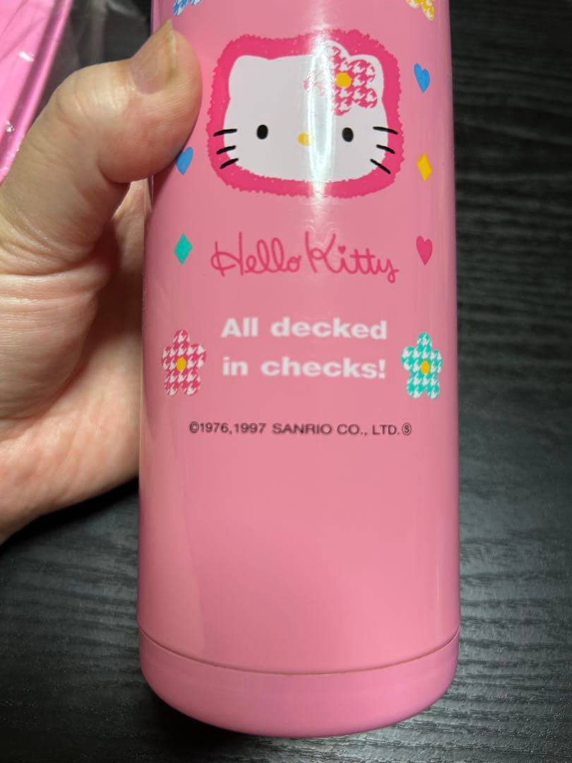 最終値下げ！Hello Kitty ピンク水筒と弁当箱セット