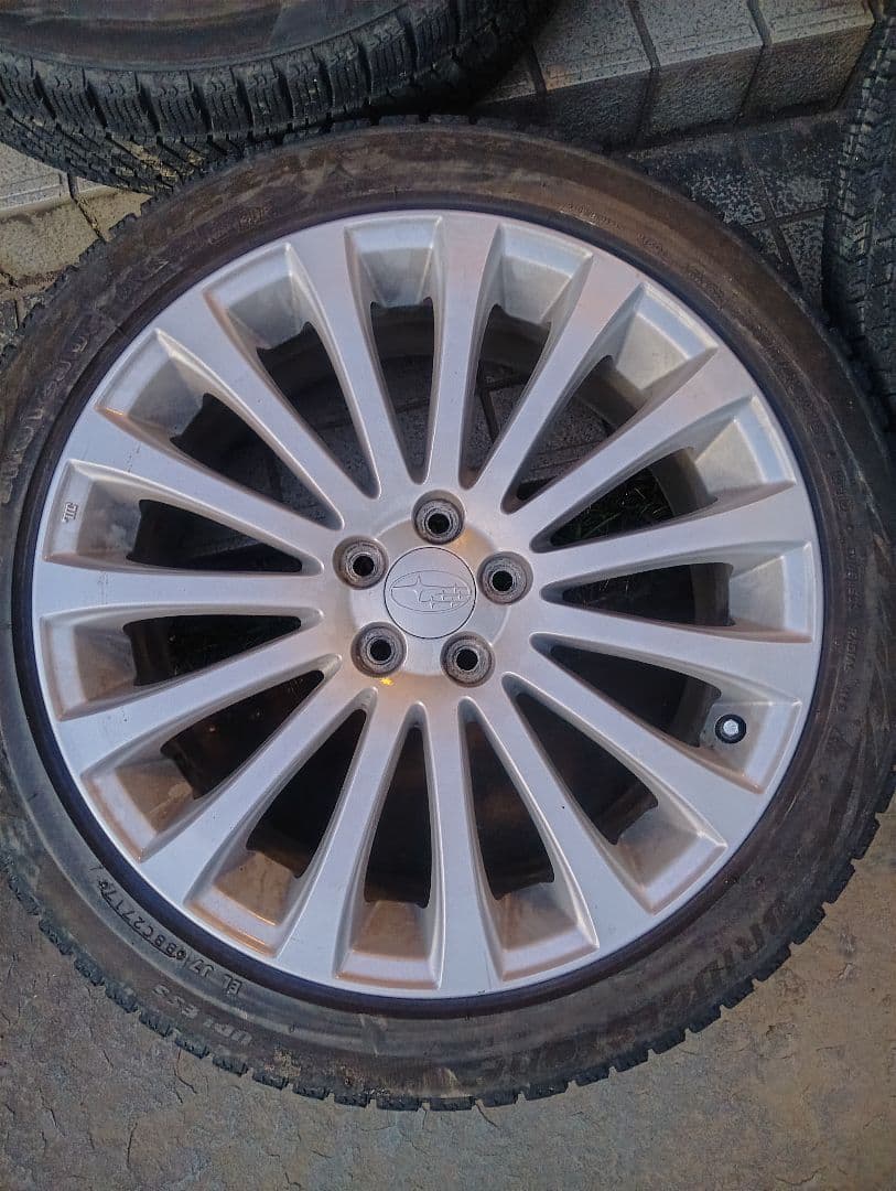 スバルレガシー純正18インチホイールセット