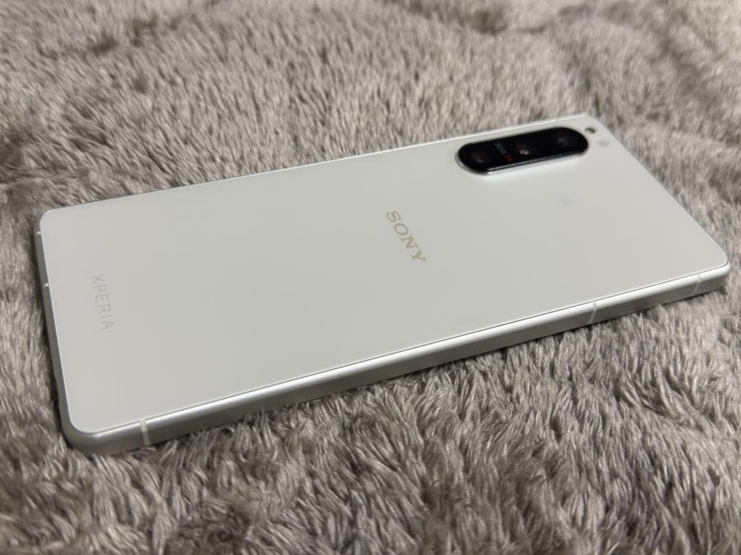A*★様 Xperia 5 Ⅳ エクリュホワイト 128gb A204SO ケー