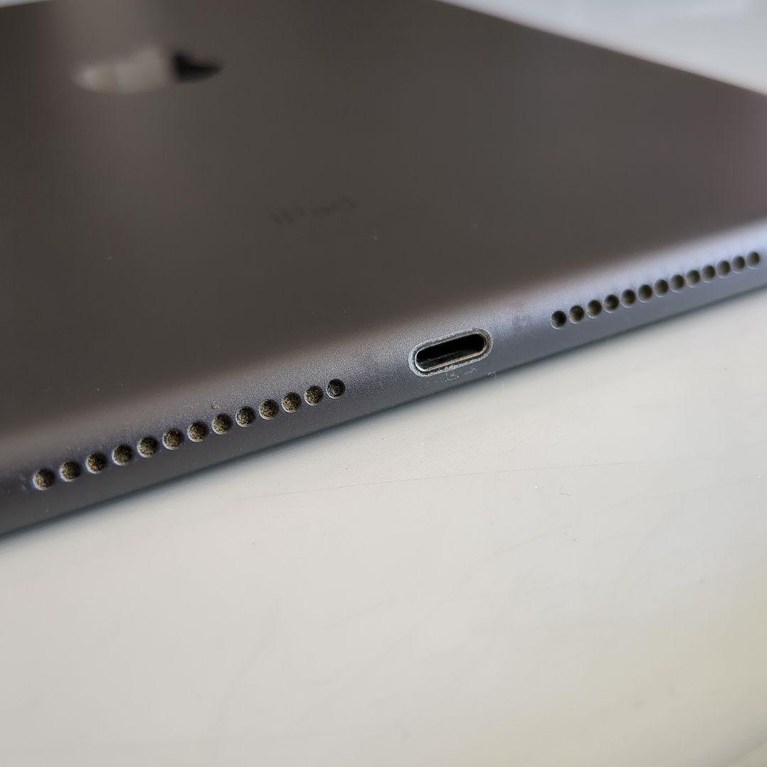 Apple iPad 第7世代　スペースグレー 本体