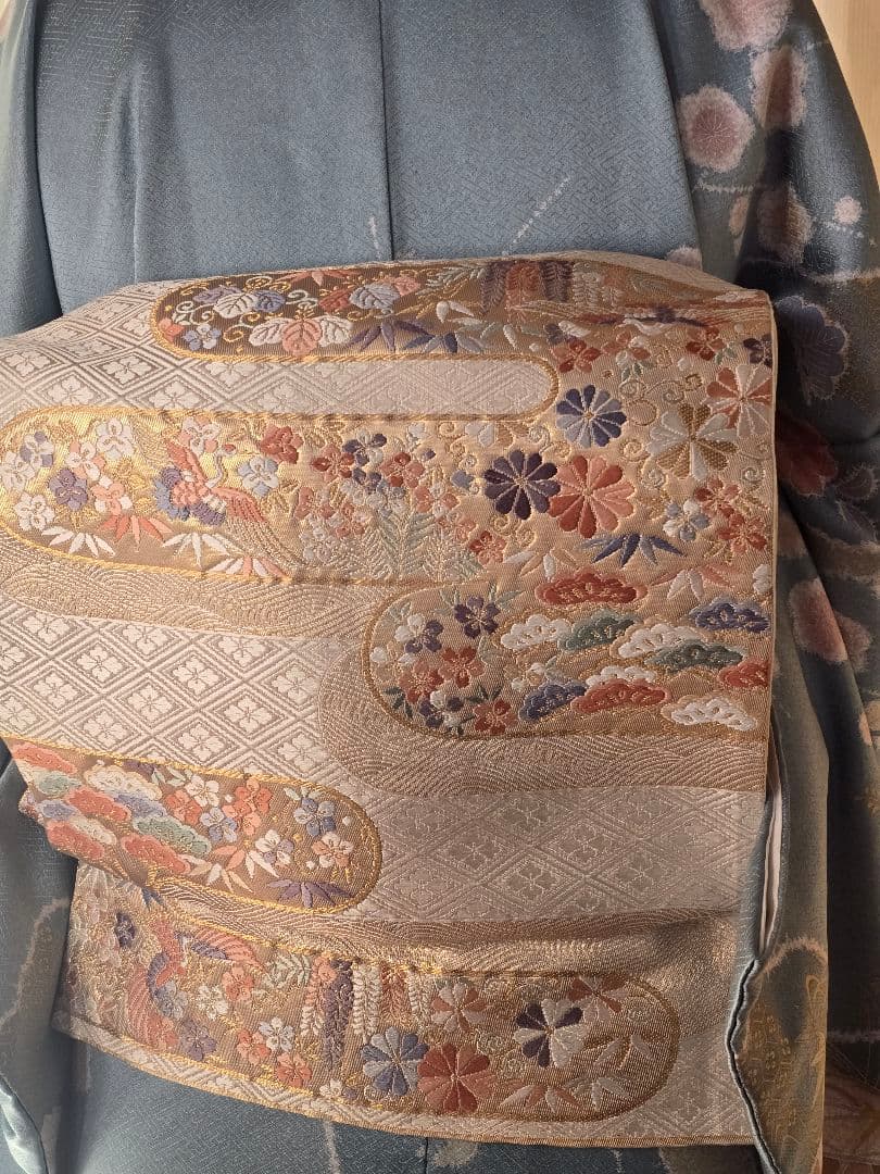 作家物　刺繍　４点フルセット　裄丈長め　訪問着　霞取りに花模様　袋帯