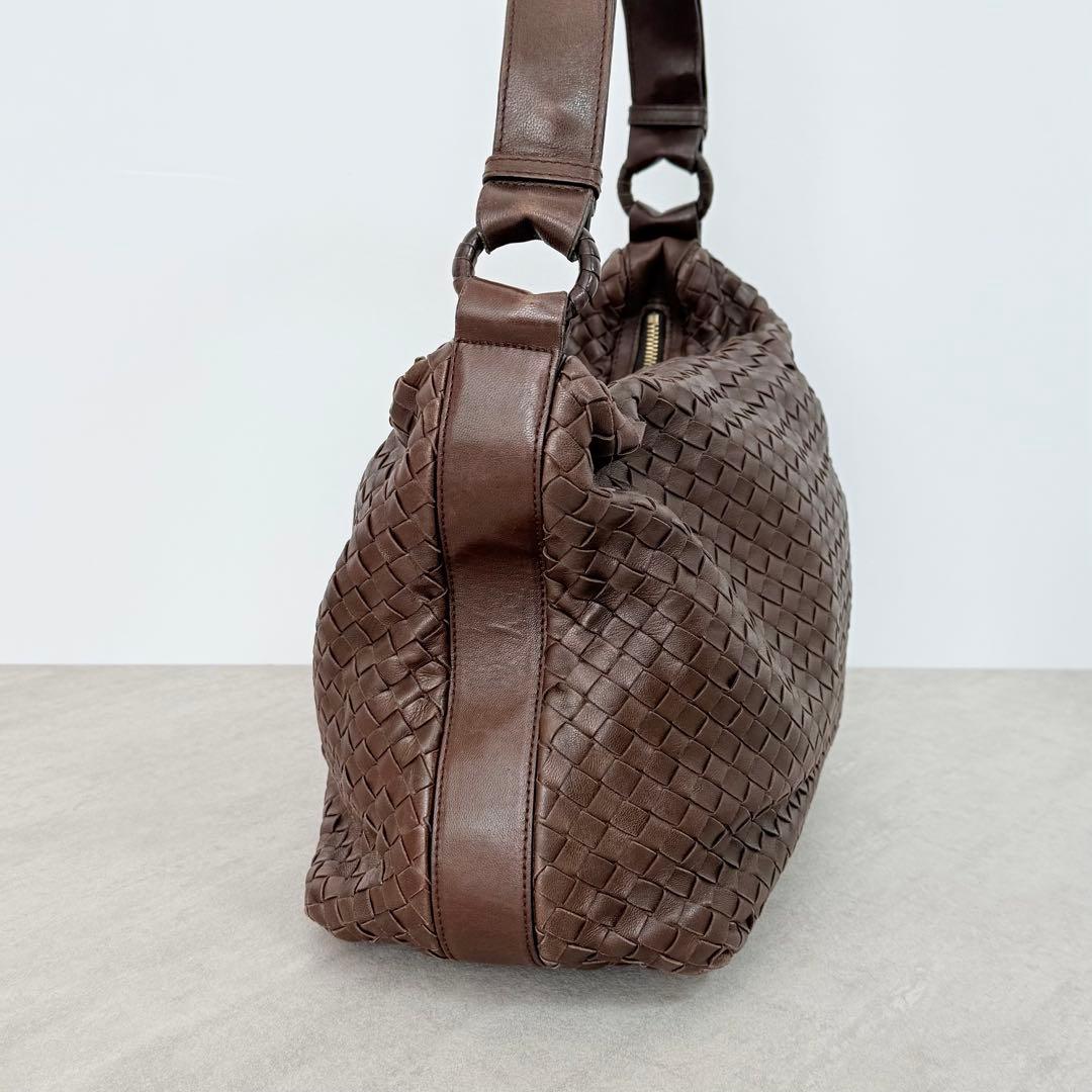 バッグ Bottega Veneta Intrecciato Shoulder Bag