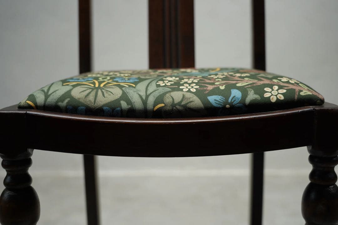 英国　アンティーク　チェア　椅子　ウィリアムモリス　良品　ケルムス　イギリス