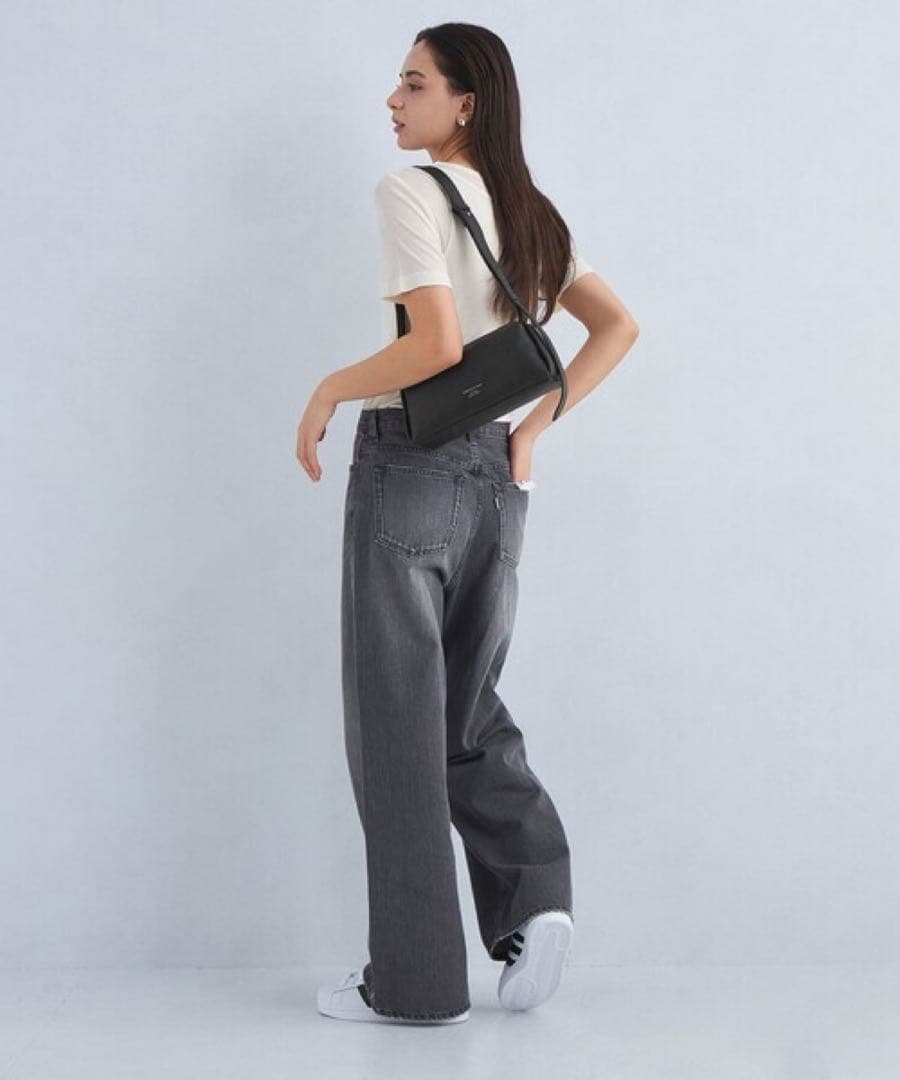 CHRISTIAN VILLA クリスチャン ヴィラ ワンショルダーバッグ