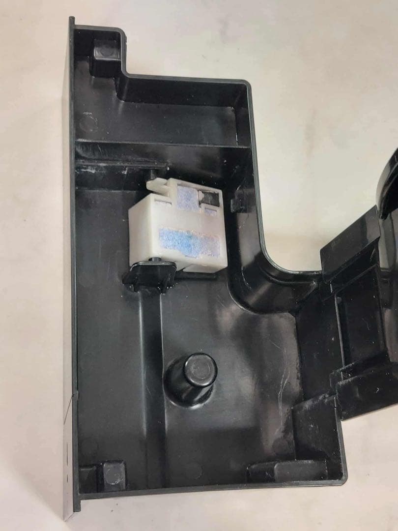 Emiちゃん専用　SHARP 除加湿空気清浄機 KC-HD70-W 2021年製