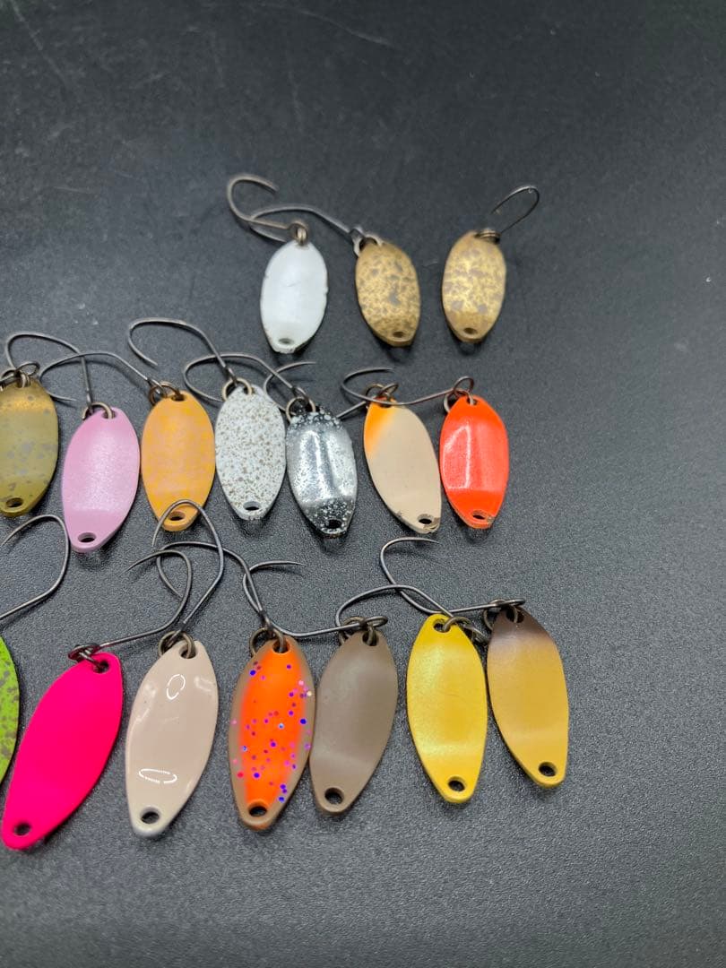 ih130 ニュードロワー　ハント0.9g 23枚