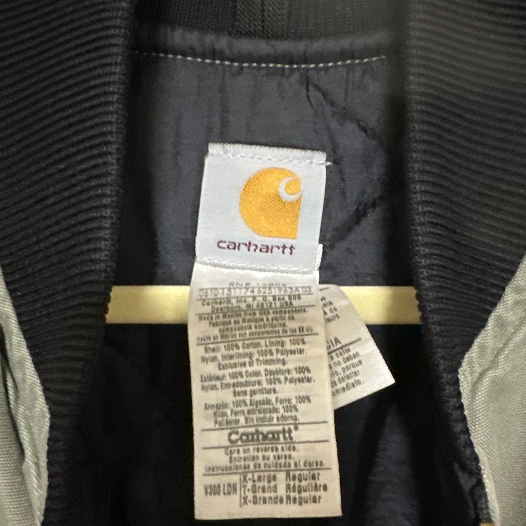 Carharttダウンベスト