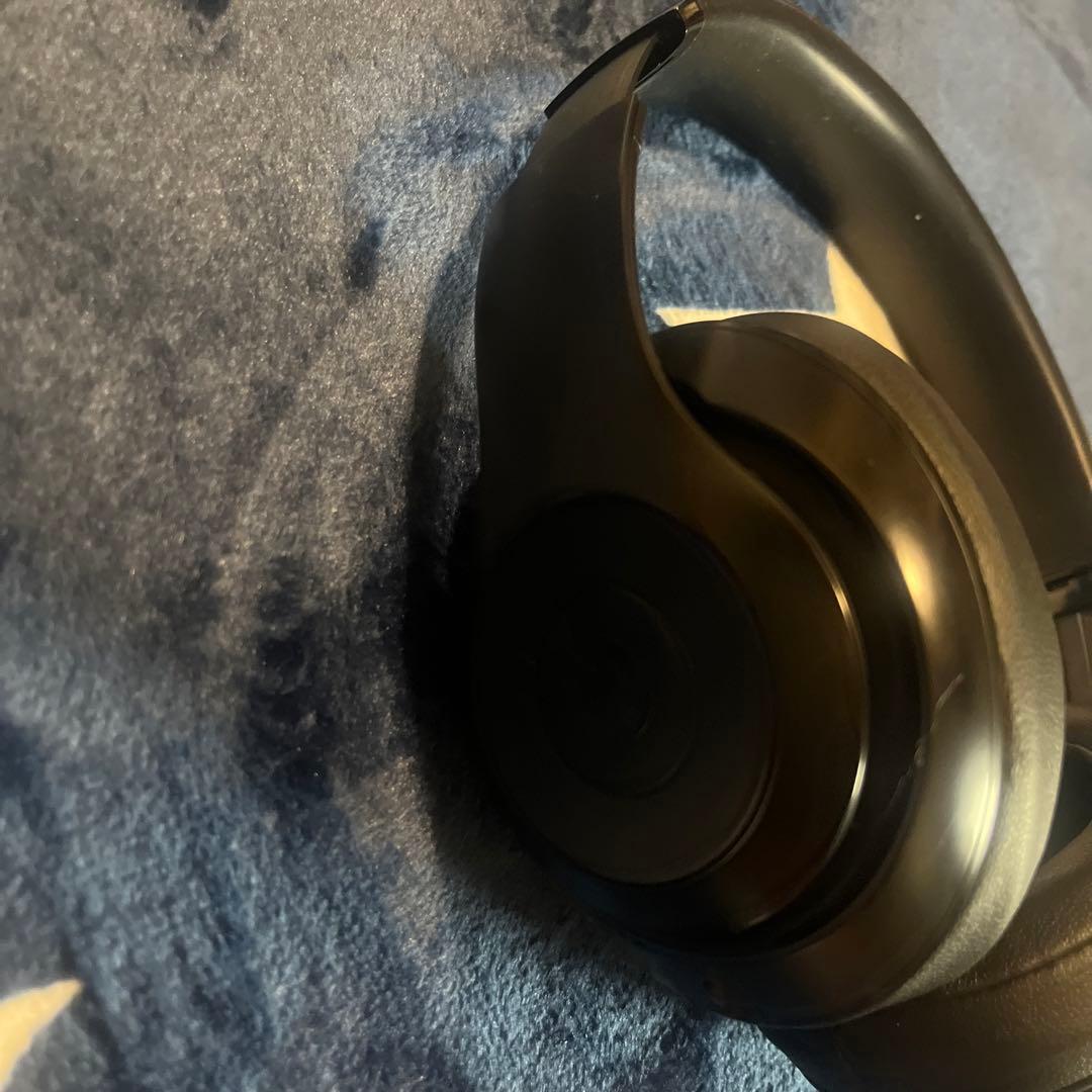 Beats Solo3 ワイヤレスヘッドホン 黒