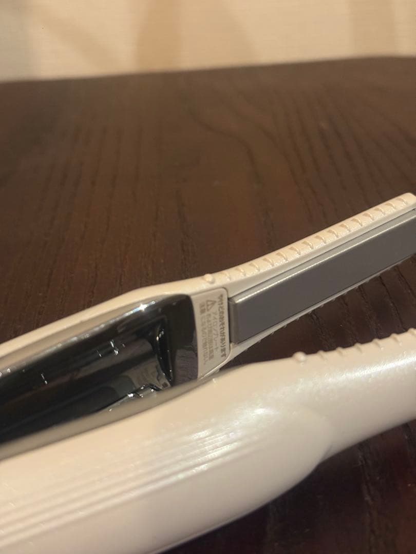 美品✨【ReFa】フィンガーアイロン/ホワイト