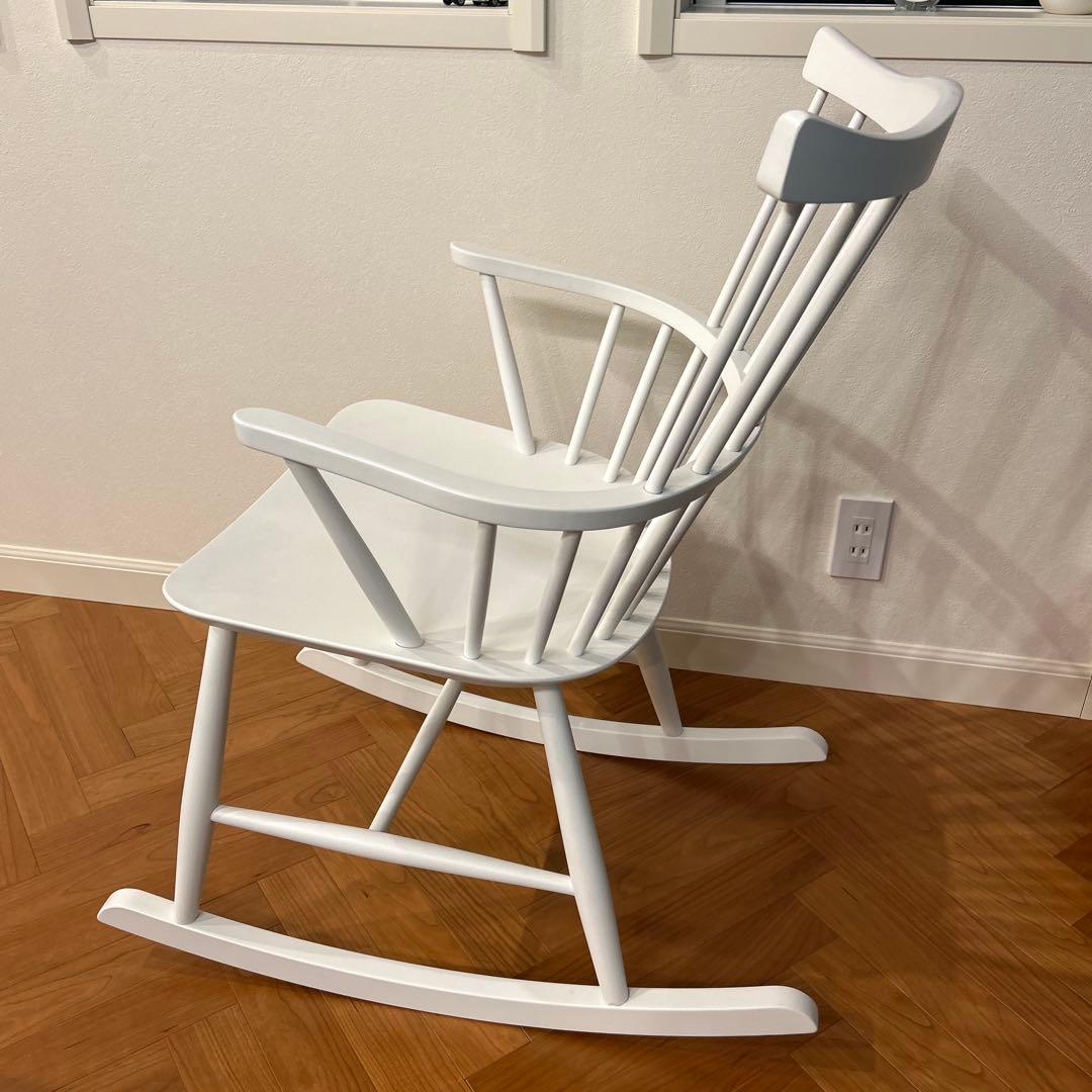 FDBモブラー デンマークデザイン J52G ロッキングチェア ホワイト ①