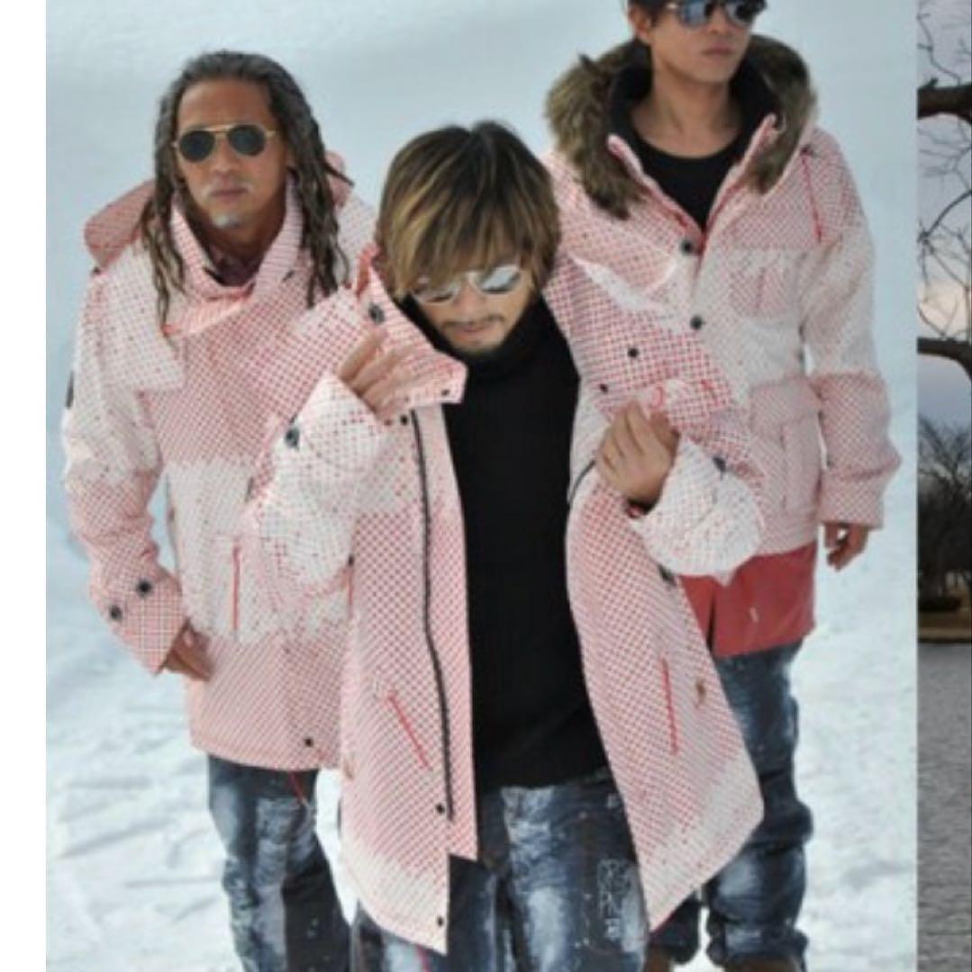 マウンテンロックスター　ウエア