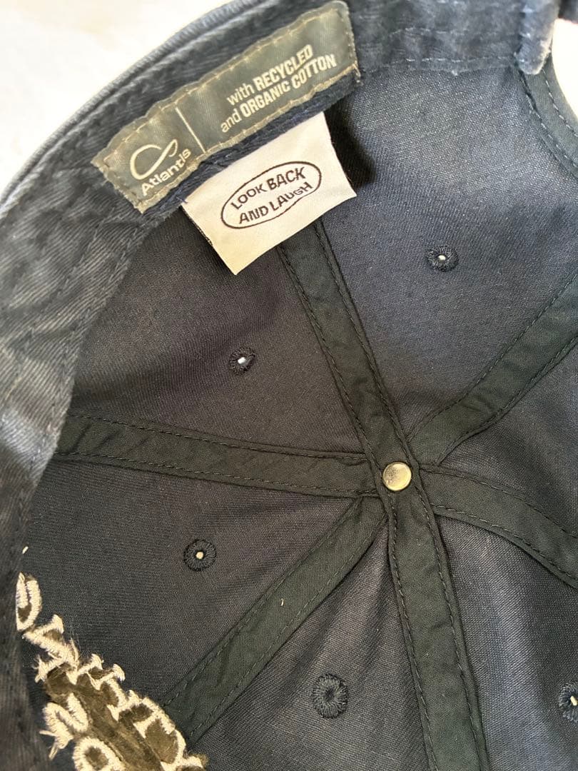 ベースボールキャップ EVERYTHING ENDS