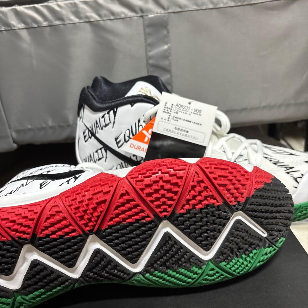 Nike Kyrie 5 EQUALITY ホワイト/レッド/ブラック