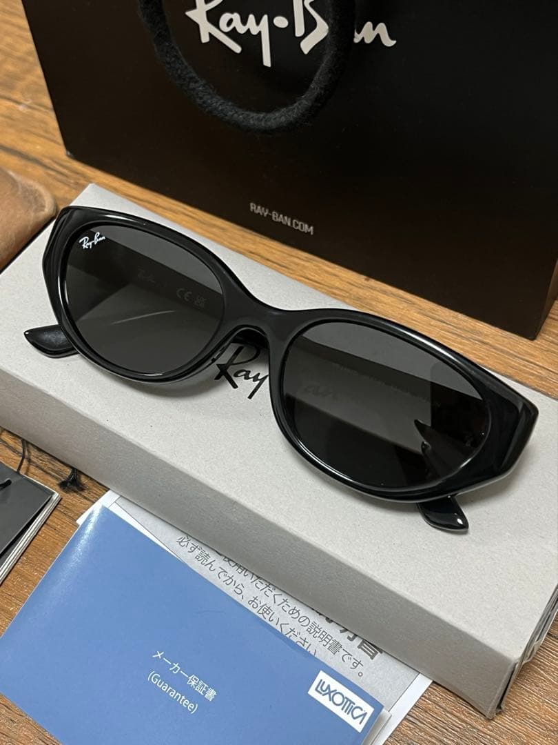 Ray-Ban ブラックサングラス　RB4457D BIO-BASED