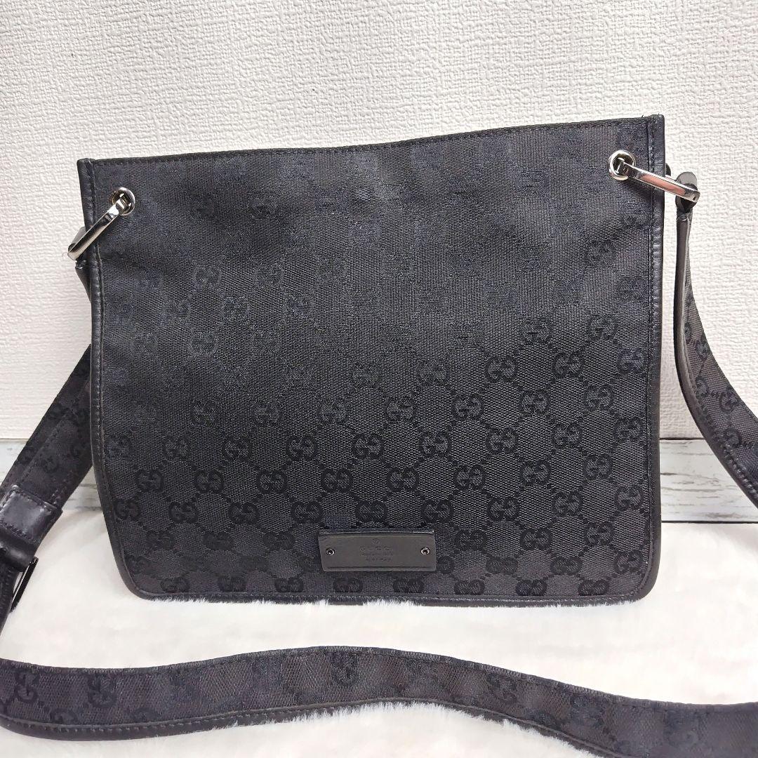 ✨美品✨GUCCI　グッチ　ショルダーバッグ　GG柄　キャンバス　レザー　黒