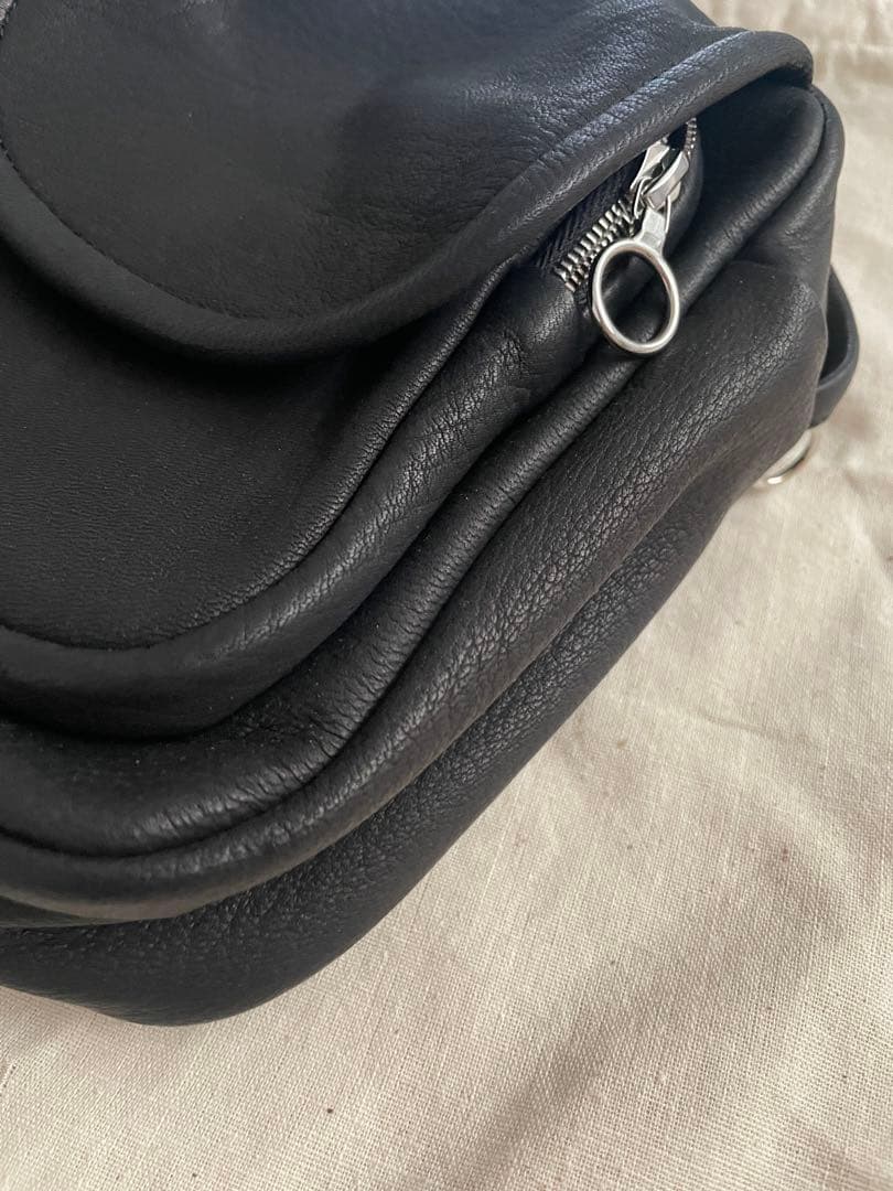 Aeta定番のショルダーポーチバッグ