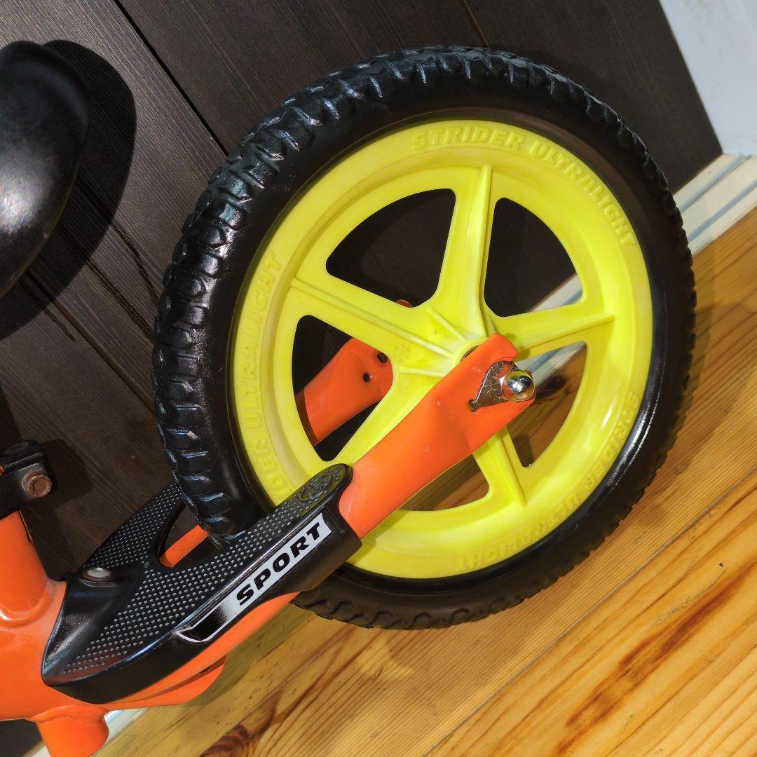 STRIDER SPORT　12インチ カスタムイエロータイヤ