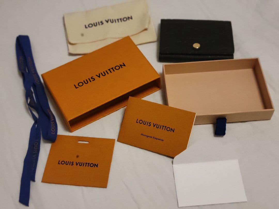 Louis Vuitton ブラック名刺入れ