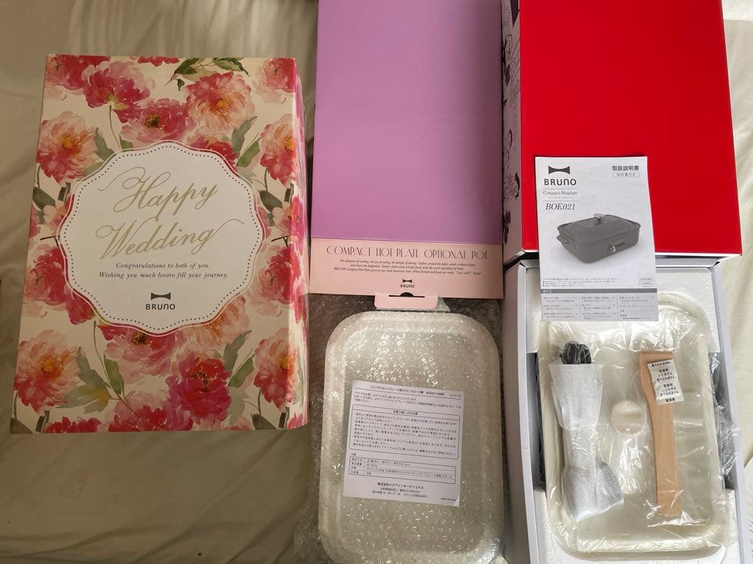 新品未使用　［鍋付き］BRUNO コンパクトホットプレート ホワイト