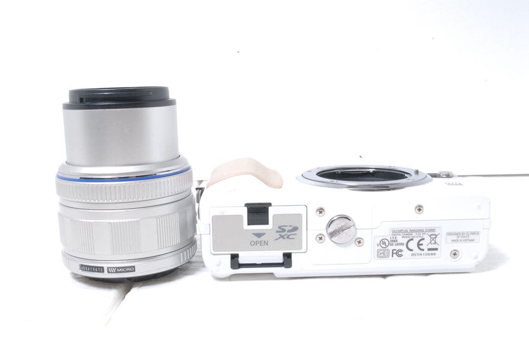 動作品❤️ショット数2496回✨ OLYMPUS E-PL2 ミラーレス一眼カメラ