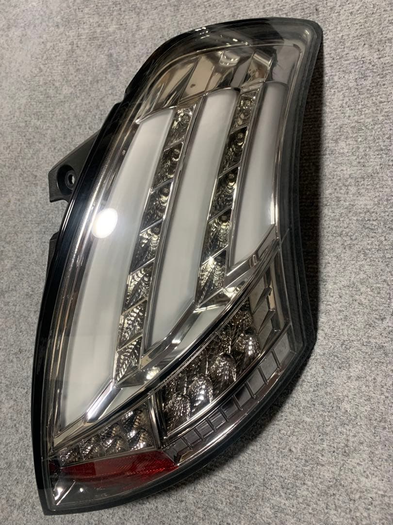 スイカ ZC72S/ZD72S ZC32S スイフトファイバーLEDテール