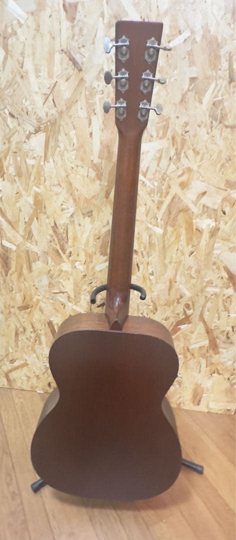 Martin アコースティックギター 00-15M Natural