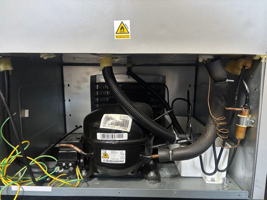 【中古】テンポス冷蔵ショーケース TBSC-352 352L大容量